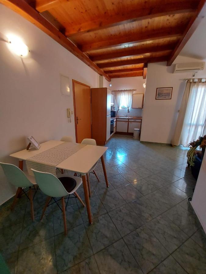 Apartments Tomic Biograd Na Moru Extérieur photo