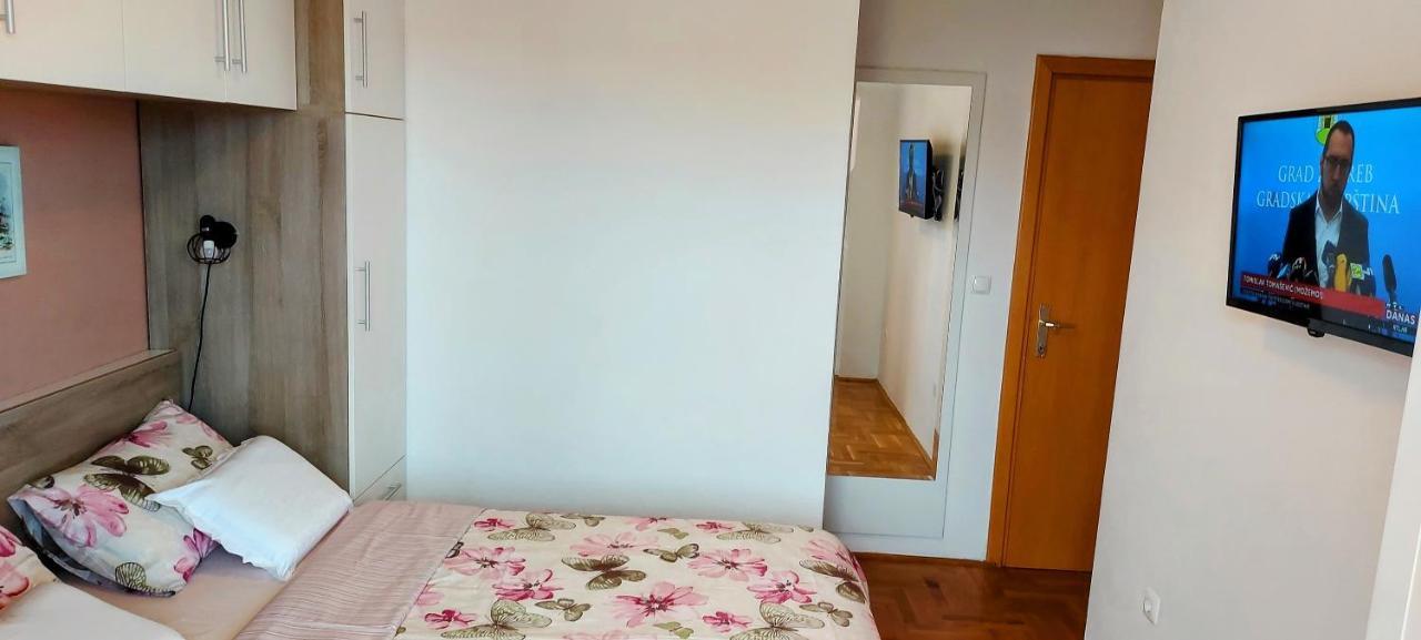 Apartments Tomic Biograd Na Moru Extérieur photo