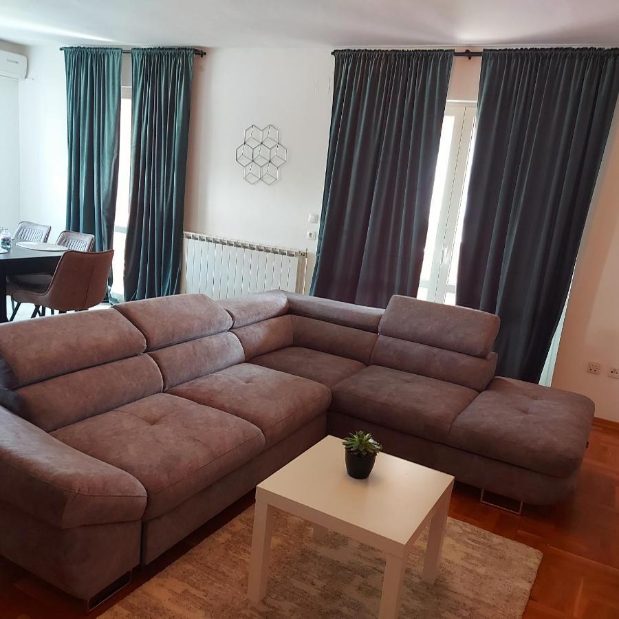 Apartments Tomic Biograd Na Moru Extérieur photo