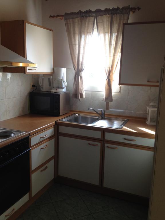Apartments Tomic Biograd Na Moru Extérieur photo